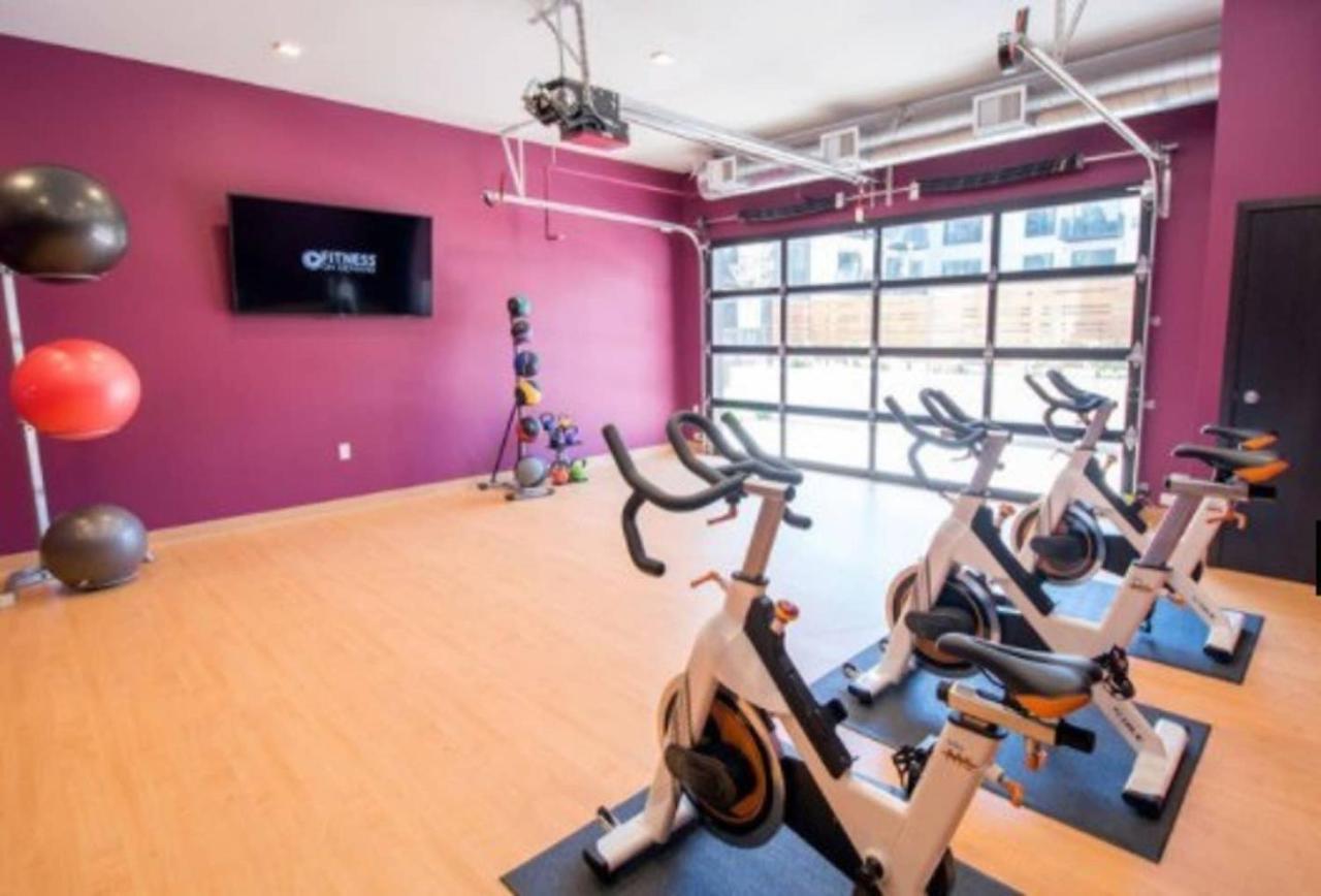 Frontdesk Confluence On 3Rd Apt Downtown Riverwalk Trails Ντε Μόιν Εξωτερικό φωτογραφία