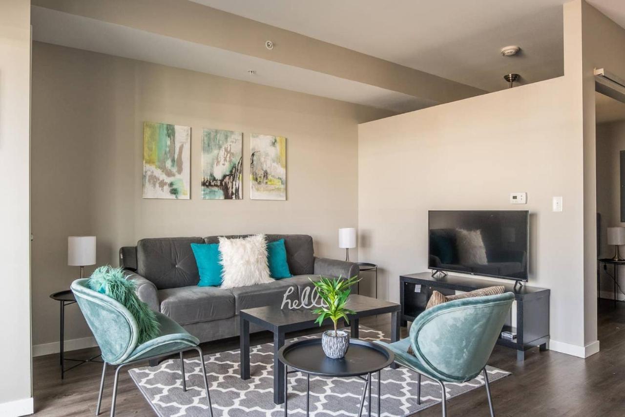 Frontdesk Confluence On 3Rd Apt Downtown Riverwalk Trails Ντε Μόιν Εξωτερικό φωτογραφία