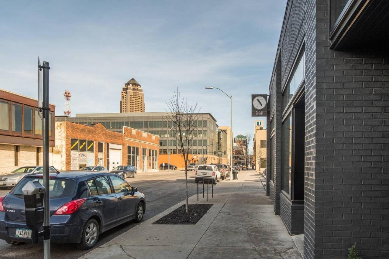 Frontdesk Confluence On 3Rd Apt Downtown Riverwalk Trails Ντε Μόιν Εξωτερικό φωτογραφία